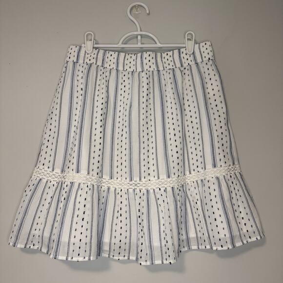 LOFT Tiered Ruffle Skirt Women's Medium White Blue Dots Lace Lined Boho Cottage - Picture 5 of 9